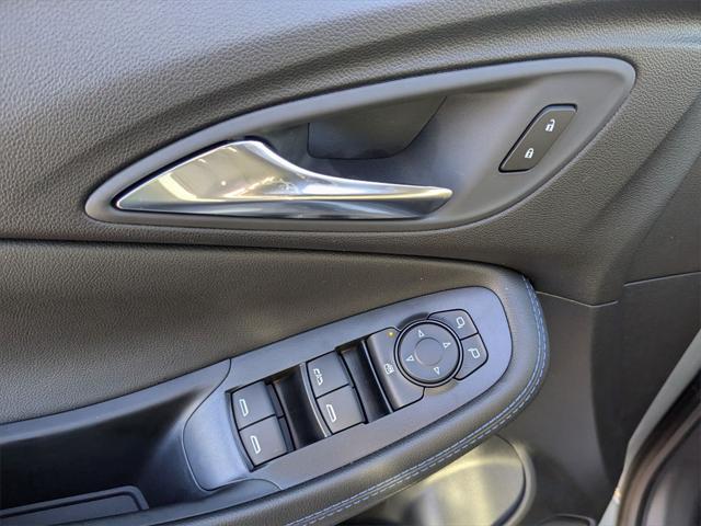 new 2025 Buick Encore GX car, priced at $28,425