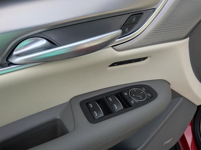 new 2025 Cadillac XT5 car, priced at $52,330