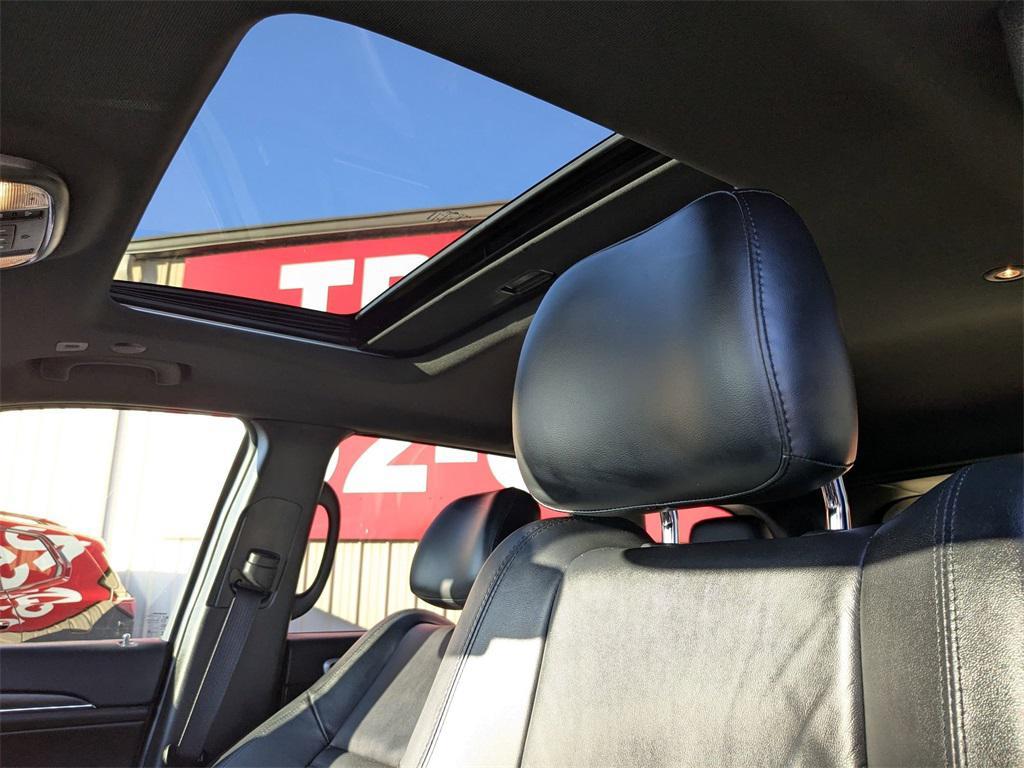 used 2018 Jeep Grand Cherokee car, priced at $16,195