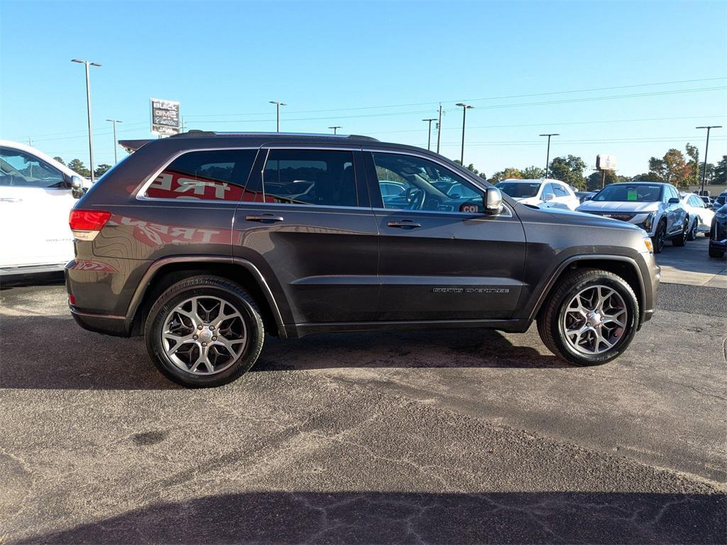 used 2018 Jeep Grand Cherokee car, priced at $16,195