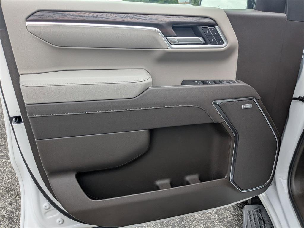new 2025 GMC Sierra 1500 car, priced at $57,945