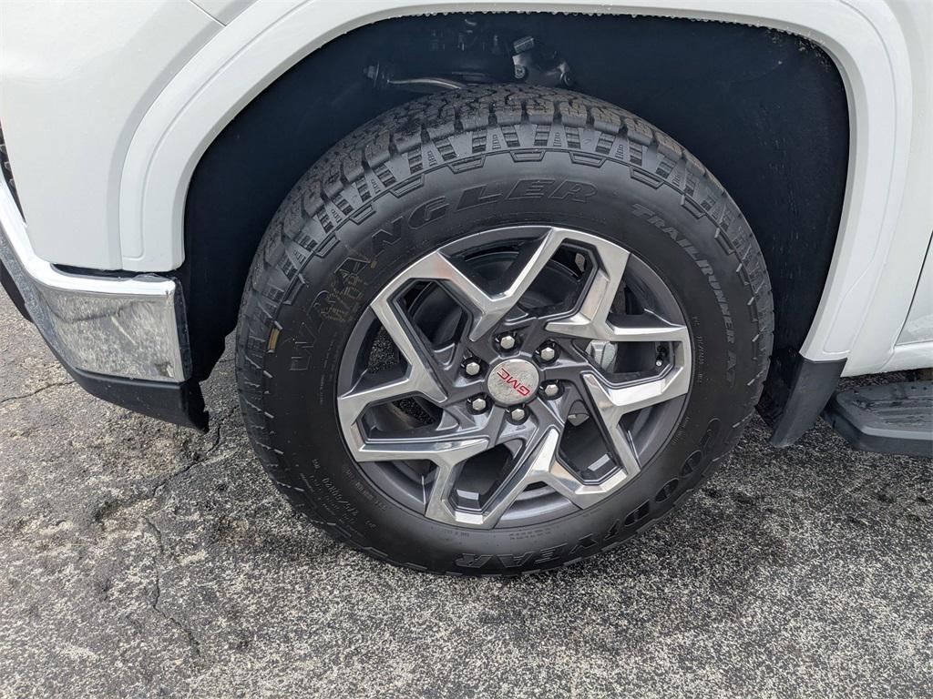 new 2025 GMC Sierra 1500 car, priced at $57,945