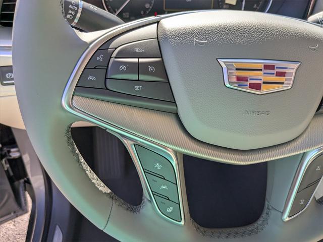 new 2025 Cadillac XT5 car, priced at $51,105