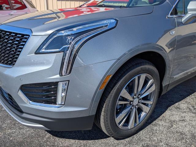 new 2025 Cadillac XT5 car, priced at $51,105
