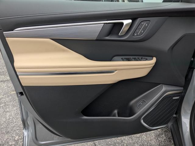 new 2025 Buick Enclave car, priced at $44,665