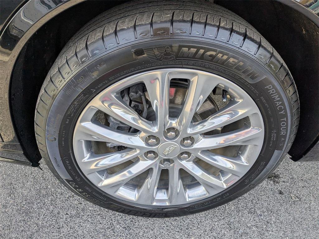 used 2024 Cadillac XT6 car, priced at $45,895