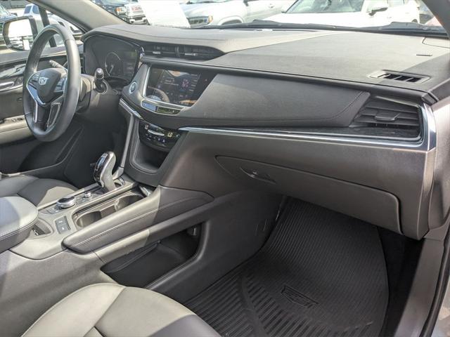 used 2022 Cadillac XT5 car, priced at $34,600