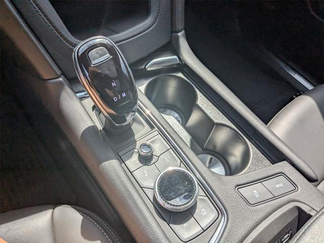 used 2022 Cadillac XT5 car, priced at $34,600