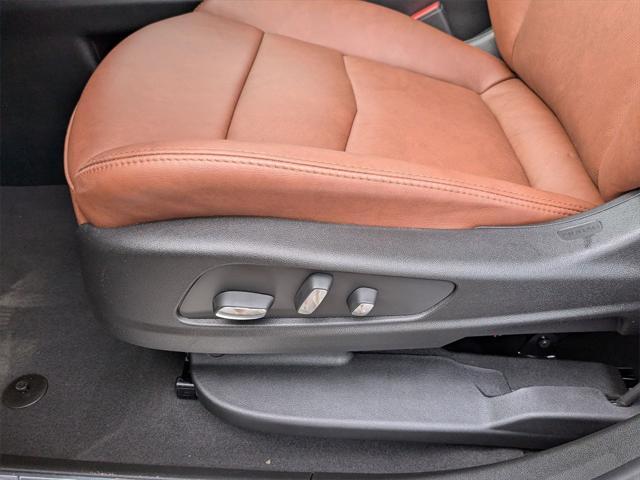 new 2025 Cadillac XT5 car, priced at $54,175