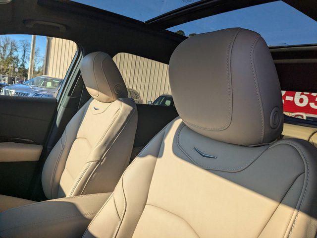 new 2025 Cadillac XT4 car, priced at $45,615