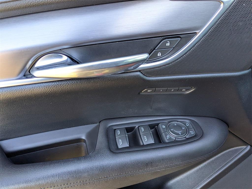 used 2017 Cadillac XT5 car, priced at $19,497