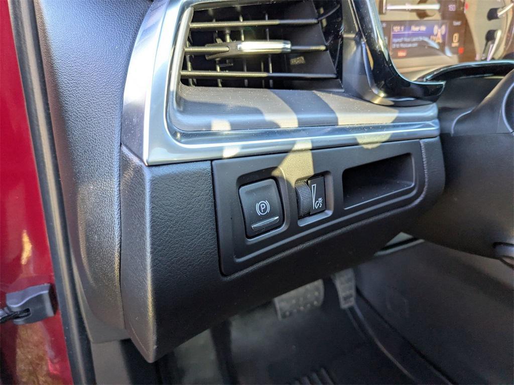 used 2017 Cadillac XT5 car, priced at $19,497