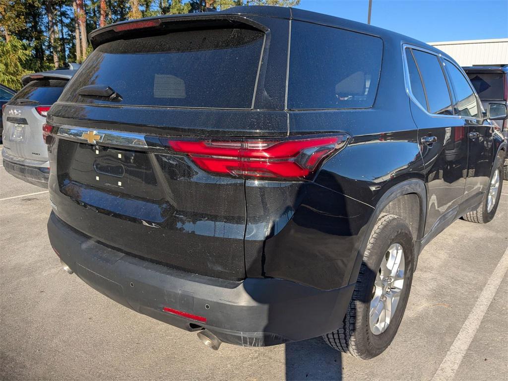 used 2023 Chevrolet Traverse car, priced at $27,595