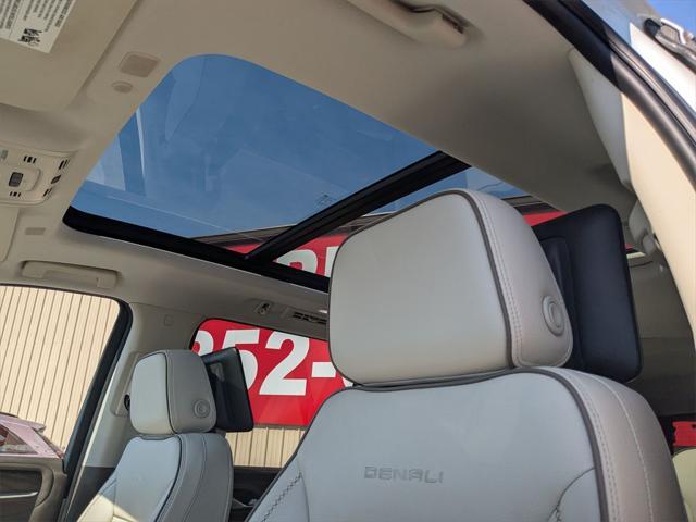 used 2021 GMC Yukon XL car, priced at $51,998