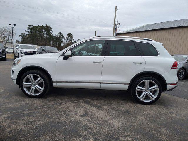 used 2016 Volkswagen Touareg car, priced at $18,995