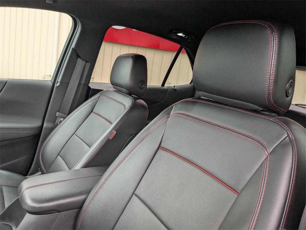 used 2022 Chevrolet Equinox car, priced at $26,880