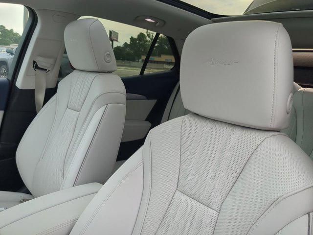 new 2024 Buick Envision car, priced at $45,458