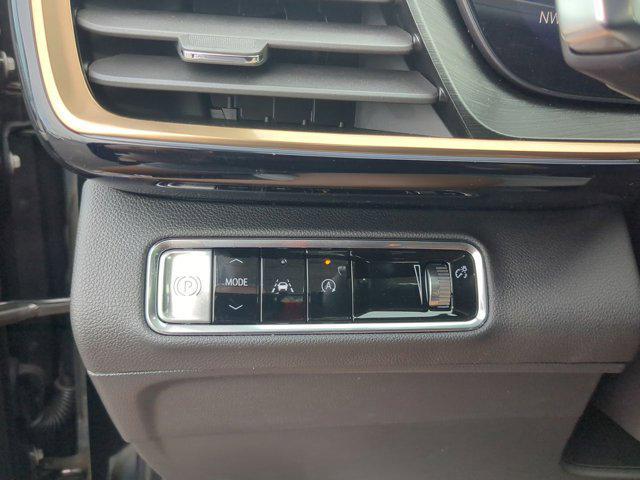 new 2024 Buick Envision car, priced at $45,458