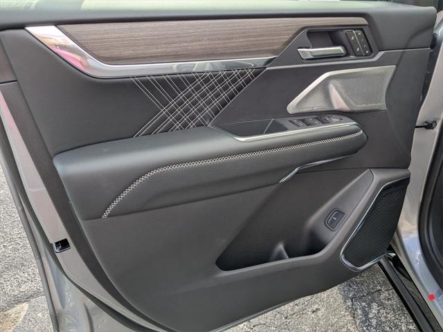 new 2025 GMC Acadia car, priced at $62,710
