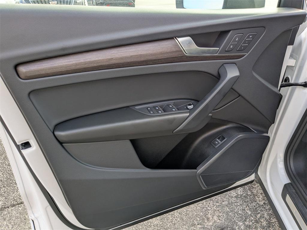 used 2025 Audi Q5 car, priced at $40,998