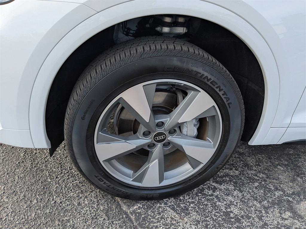 used 2025 Audi Q5 car, priced at $40,998