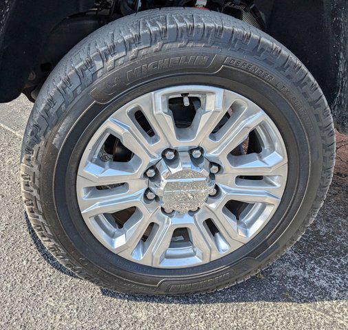 used 2018 GMC Sierra 2500 car, priced at $45,436