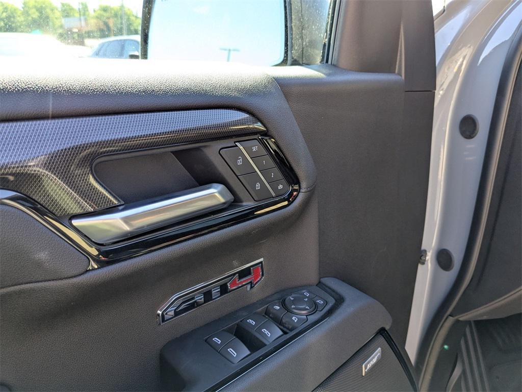 new 2025 GMC Sierra 1500 car, priced at $67,505