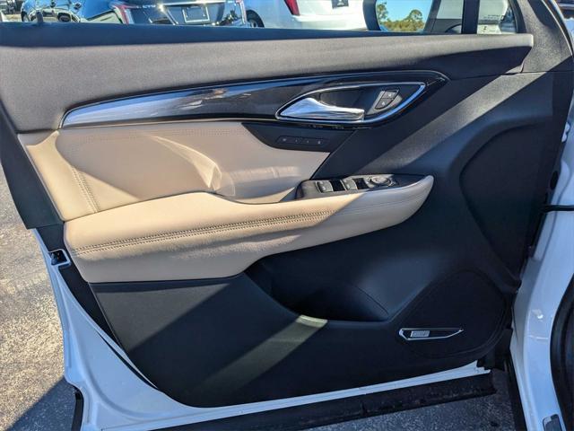 new 2025 Buick Envision car, priced at $35,395