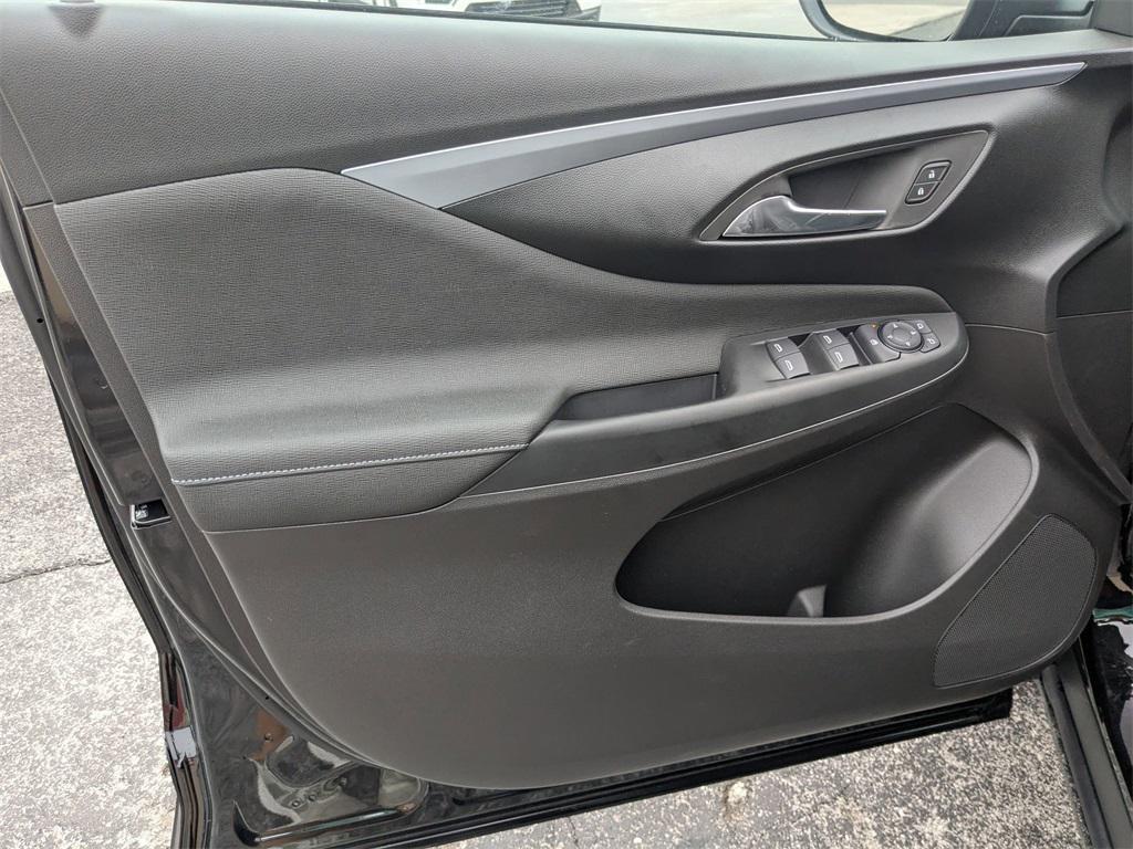 new 2025 Buick Envista car, priced at $26,725