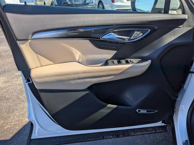 new 2025 Buick Envision car, priced at $35,395