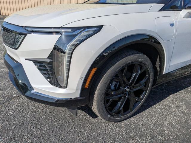 new 2025 Cadillac OPTIQ car, priced at $62,535