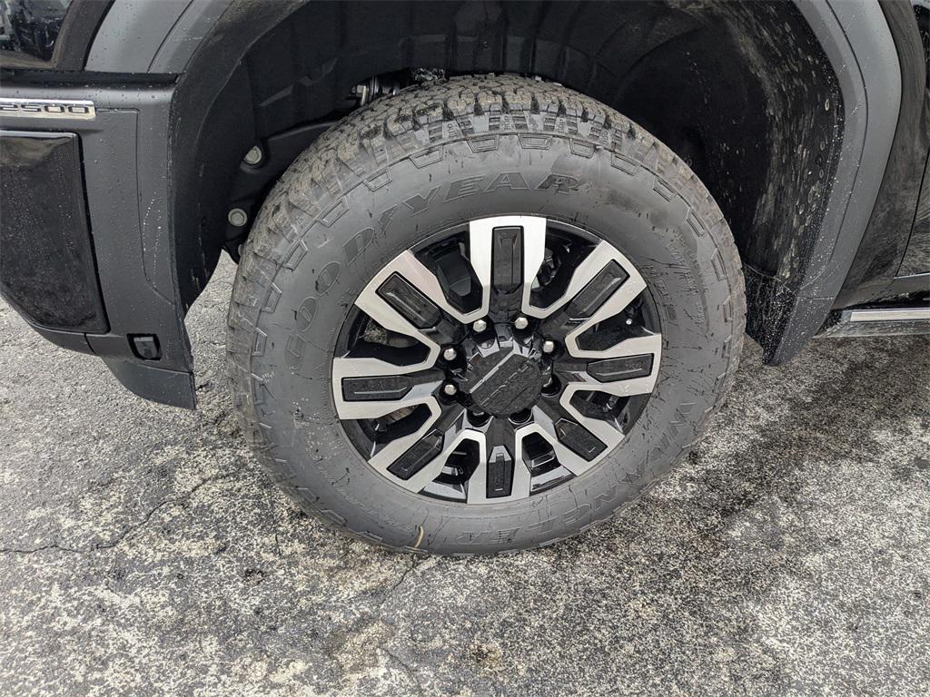 new 2025 GMC Sierra 2500 car, priced at $87,735