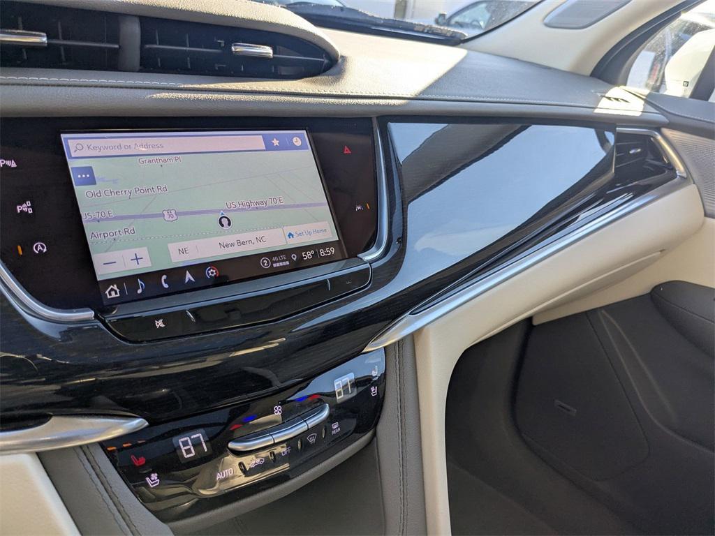 used 2024 Cadillac XT6 car, priced at $43,895
