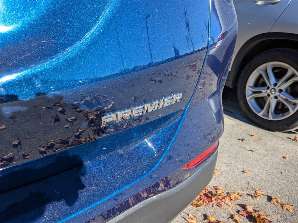 used 2022 Chevrolet Equinox car, priced at $24,895