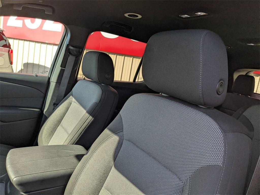 used 2023 Chevrolet Traverse car, priced at $31,600