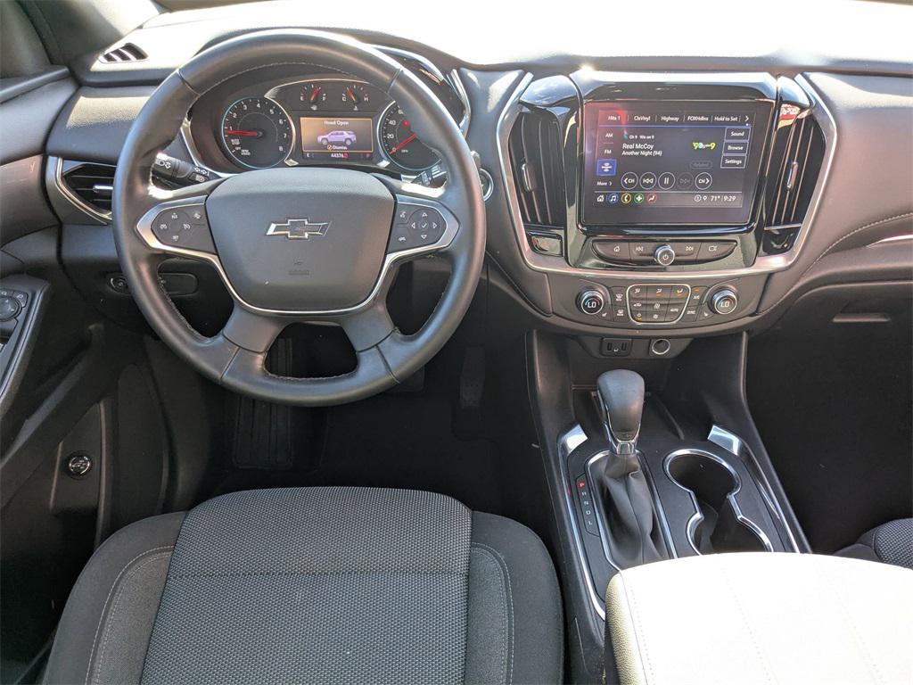 used 2023 Chevrolet Traverse car, priced at $31,600