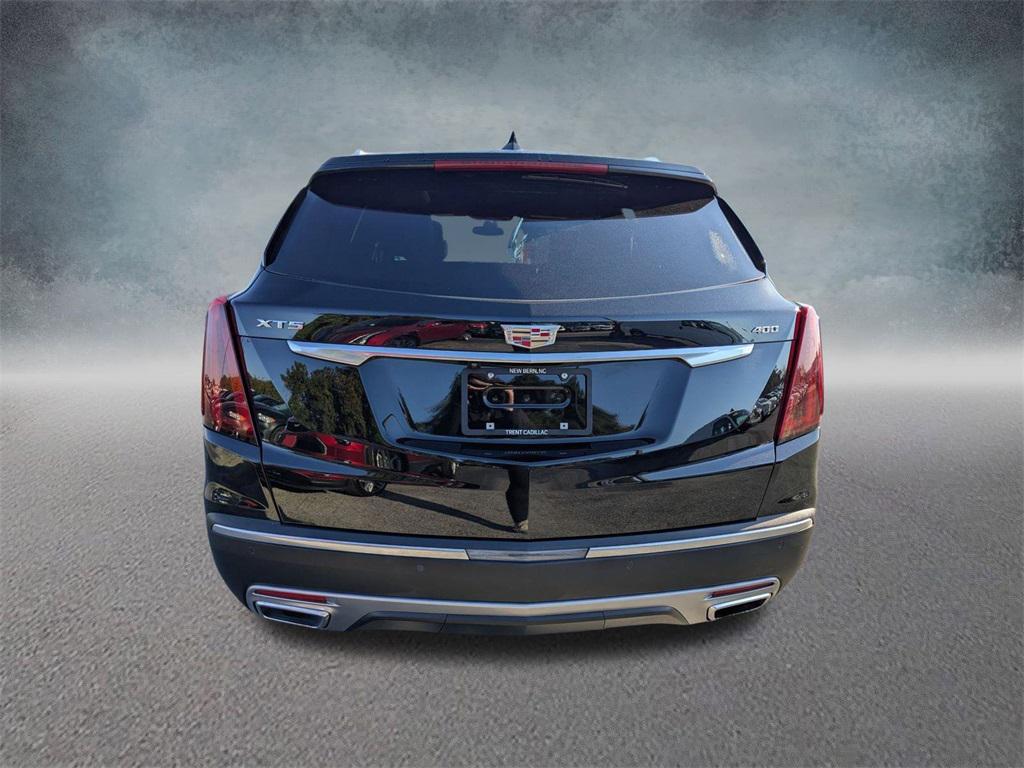 used 2025 Cadillac XT5 car, priced at $43,595