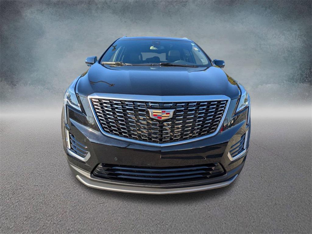 used 2025 Cadillac XT5 car, priced at $43,595