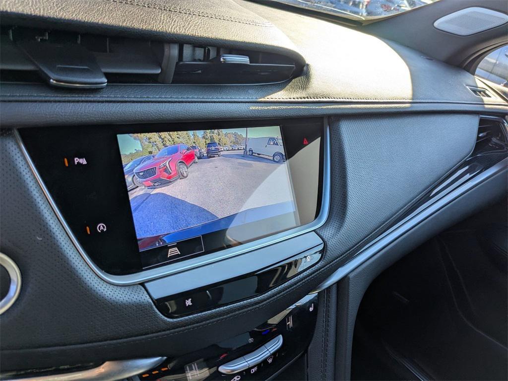 used 2025 Cadillac XT5 car, priced at $43,595