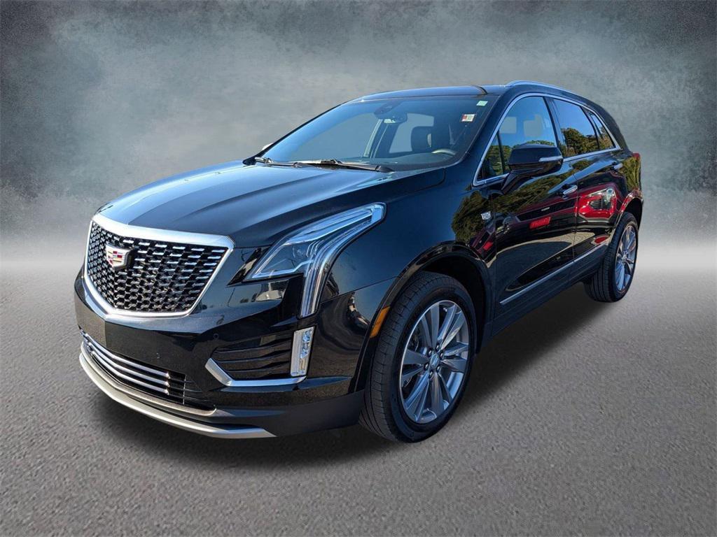 used 2025 Cadillac XT5 car, priced at $43,595