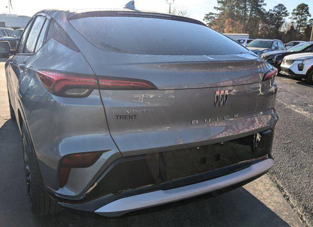 new 2025 Buick Envista car, priced at $27,725