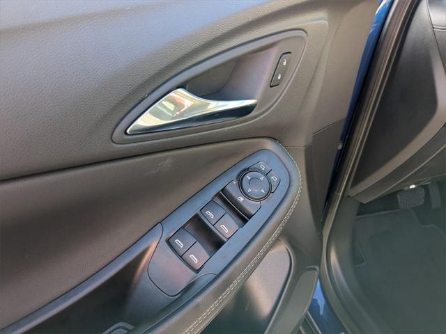 used 2023 Buick Encore GX car, priced at $24,400