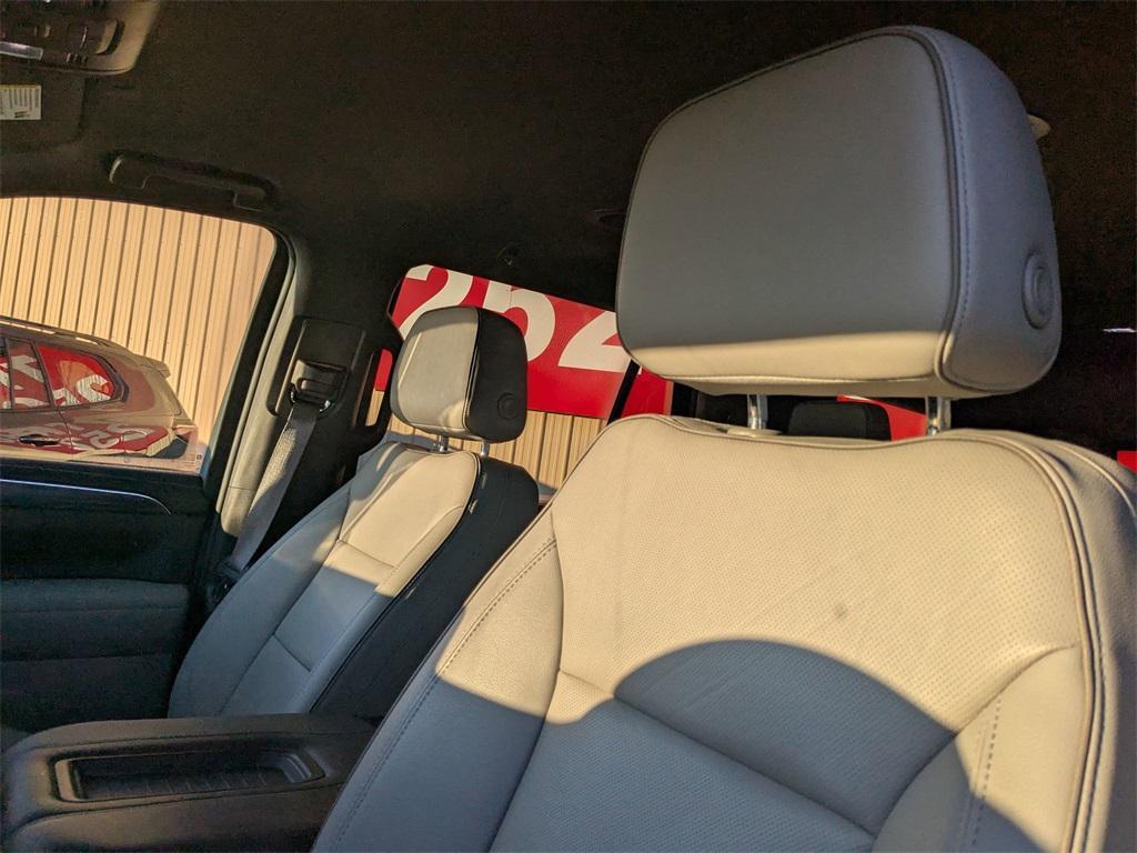 used 2023 GMC Yukon car, priced at $63,595