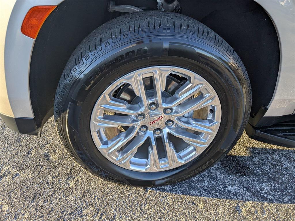 used 2023 GMC Yukon car, priced at $63,595