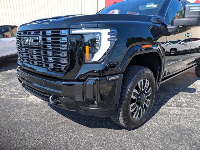 used 2025 GMC Sierra 2500 car, priced at $92,800
