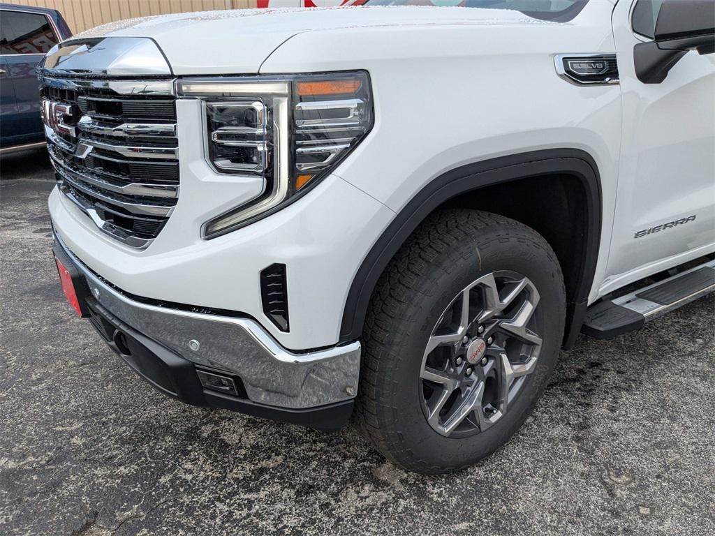 new 2025 GMC Sierra 1500 car, priced at $57,195