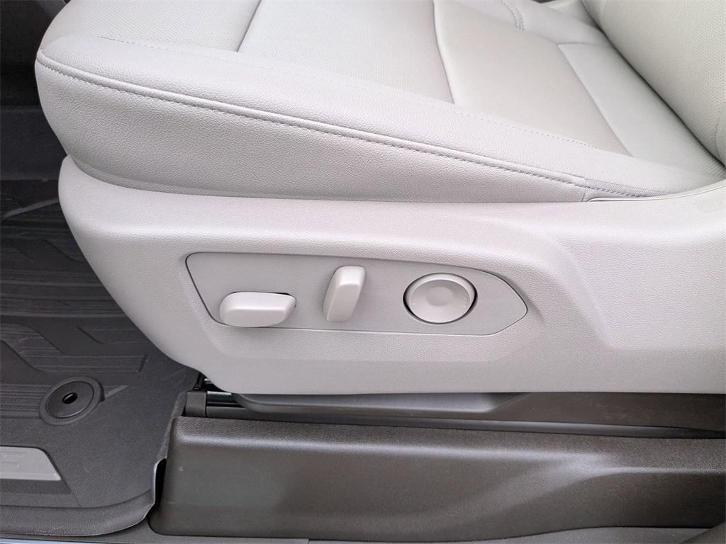 new 2025 GMC Sierra 1500 car, priced at $57,195