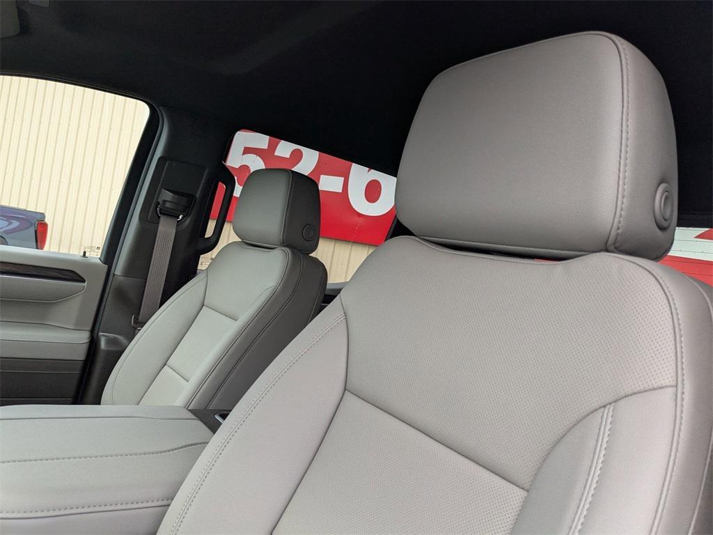 new 2025 GMC Sierra 1500 car, priced at $57,195