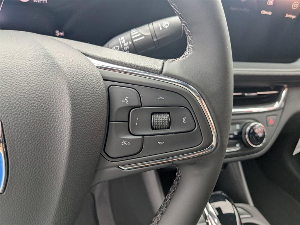 new 2025 Buick Envista car, priced at $26,725