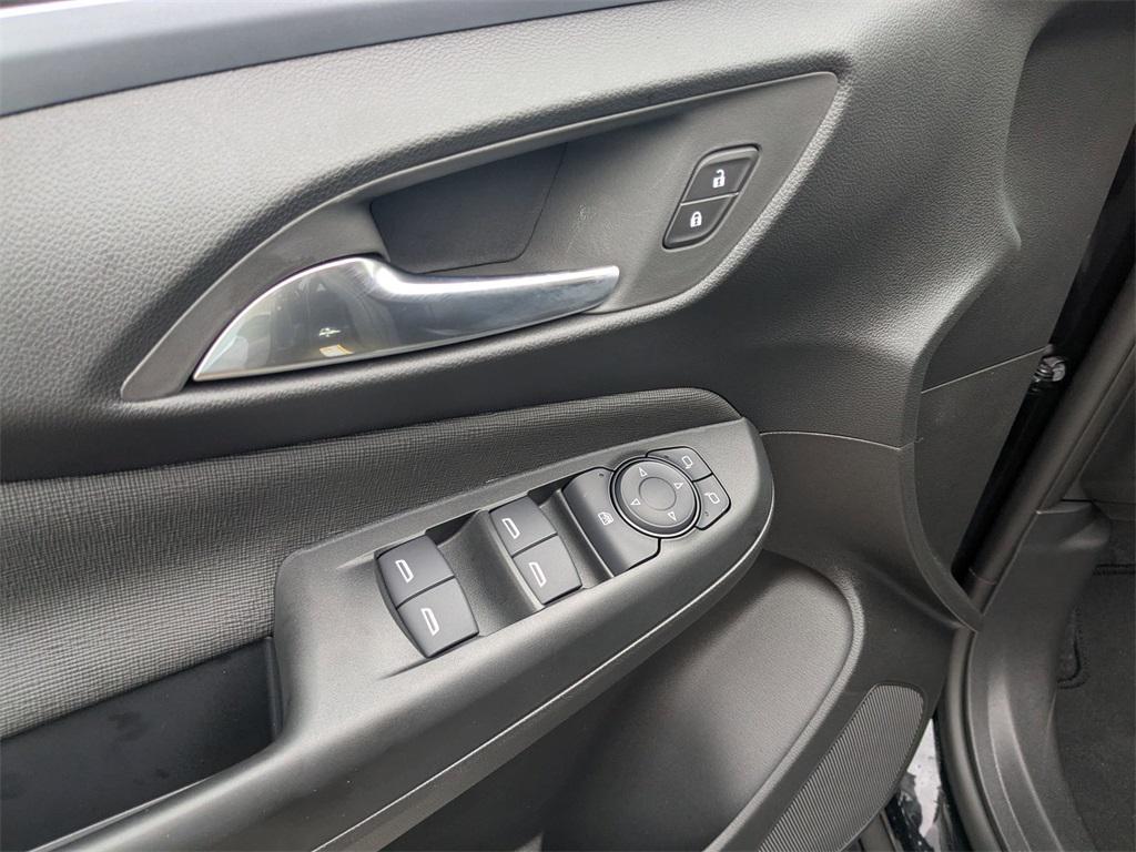 new 2025 Buick Envista car, priced at $26,725